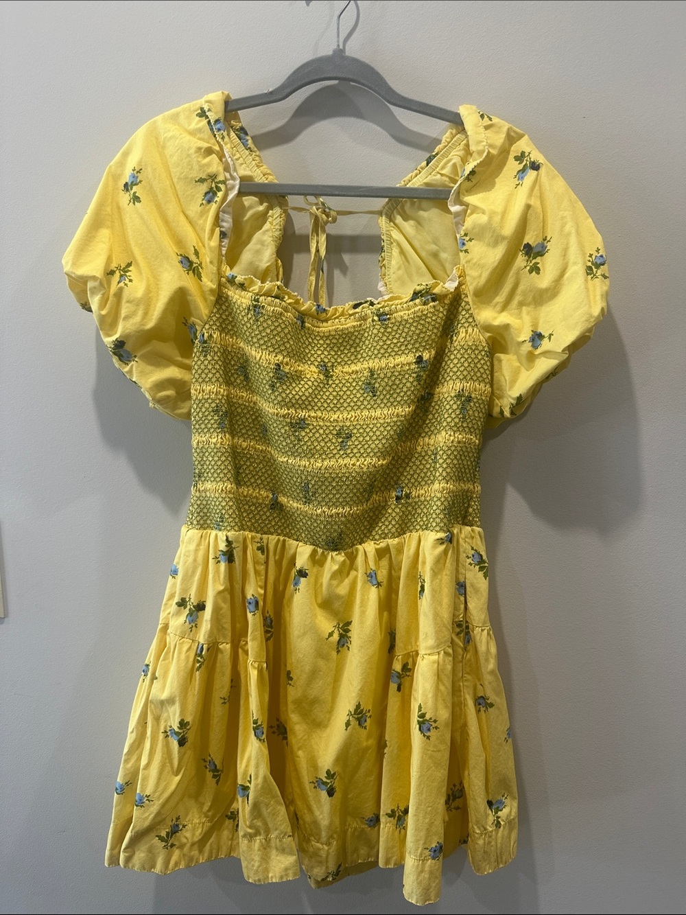 Yellow Floral Women’s Smocked Puff-Sleeve Dress
